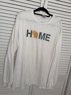 White Long Sleeve Wisconsin "HOME" Graphic Tee Unisex Size XL